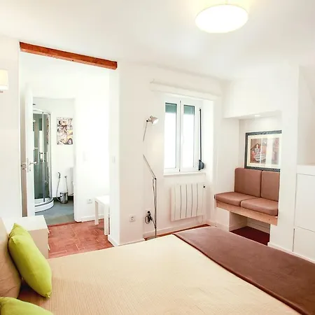 شقة Lovelystay - Wide And Bright In Principe Real Lisboa